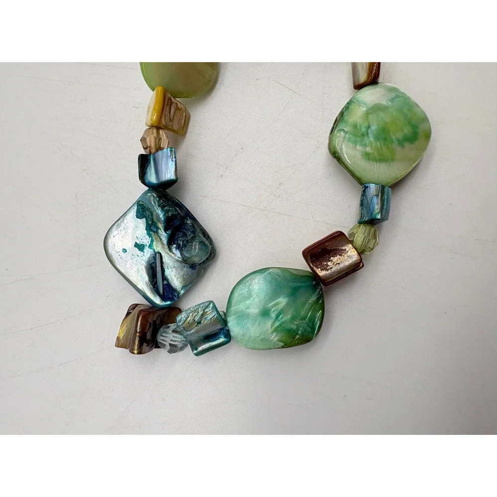 Blue Green Iridescent Shell Bead Stretch Bracelet Coastal‎ Boho